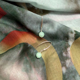 Lysegrøn Burma jade øreringe fra JINs hos Shining You