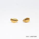 EVA LUNDTORP- Blåmusling øreringe forgyldt sølv hos Shining You