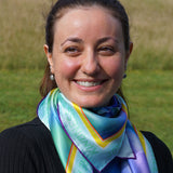 Unfurling silke-tørklæde fra A Prayer into the World hos Shining You