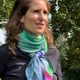 Unfurling modal-cashmere-tørklæde fra A Prayer into the World hos Shining You