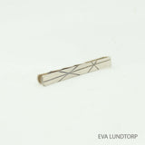 EVA LUNDTORP- LINES slipsenål hos Shining You