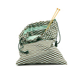 Strikkepose i mint grøn fra eva-m hos Shining You