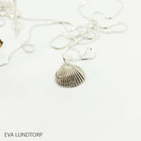 Musling vedhæng sølv EVA LUNDTORP hos Shining You