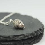 Agern vedhæng i sølv fra EVA LUNDTORP hos Shining You