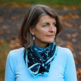 Earth Tørklæde fra A PRAYER INTO THE WORLD hos Shining You