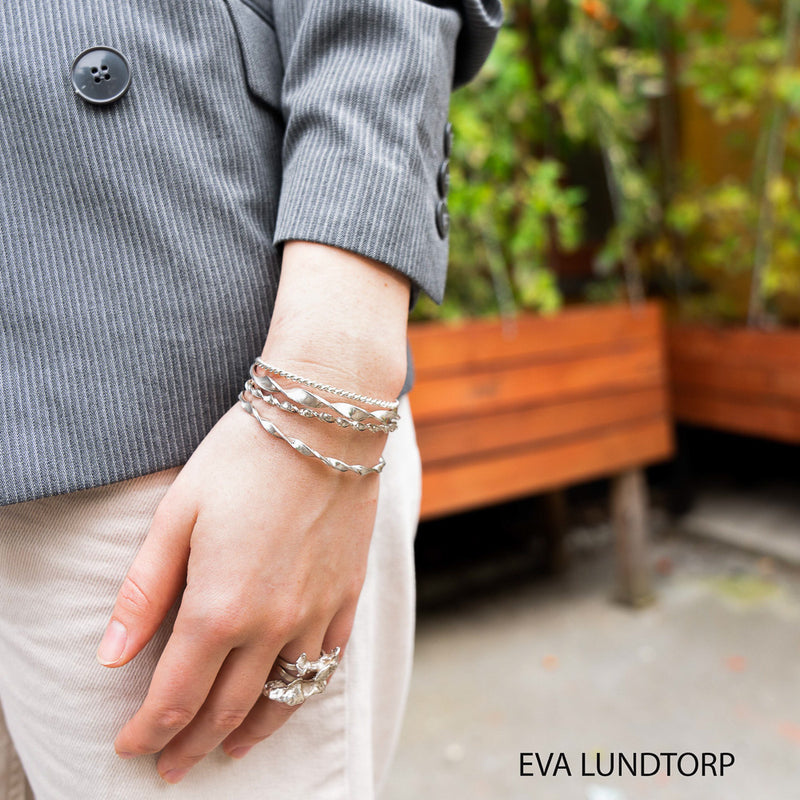 Sølv armbånd armring fra EVA LUNDTORP hos Shining You